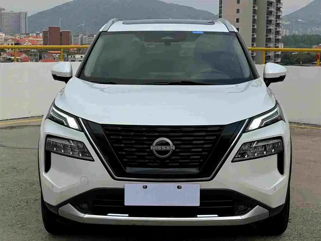 Nissan X-Trail — фото 4