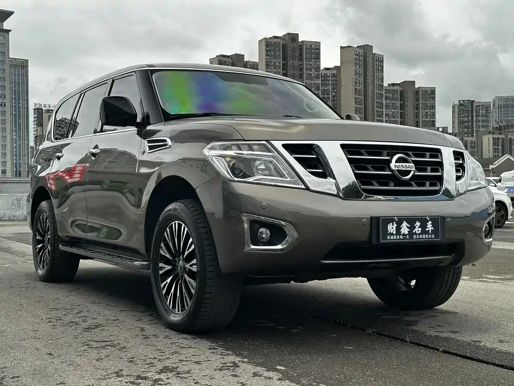 Nissan Patrol — фото 3
