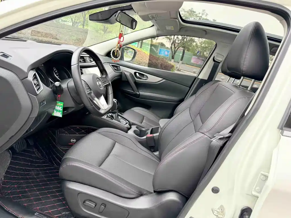 Nissan Qashqai — фото 4