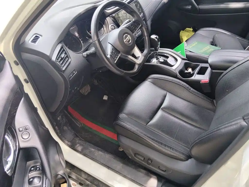 Nissan X-Trail — фото 14