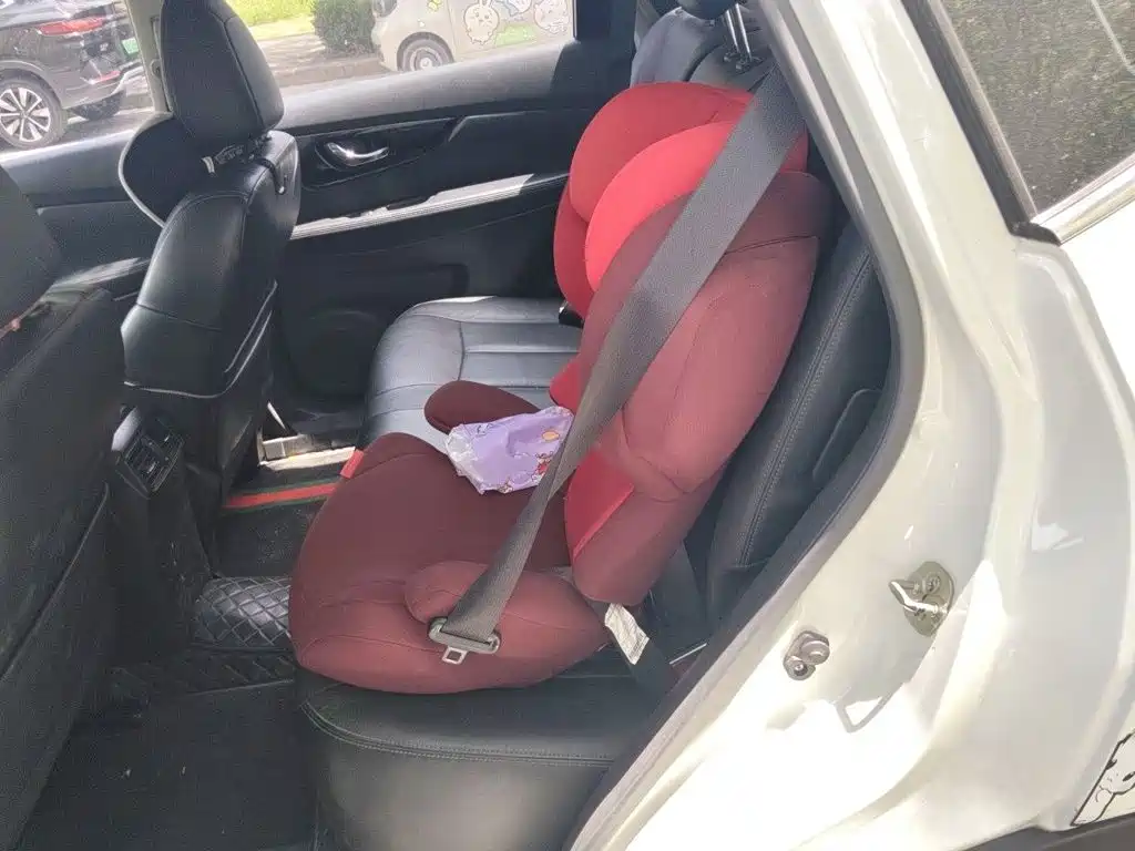 Nissan X-Trail — фото 15