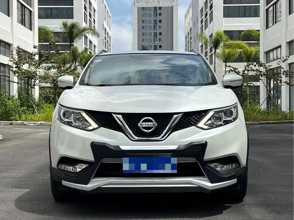 Nissan Qashqai — фото 2