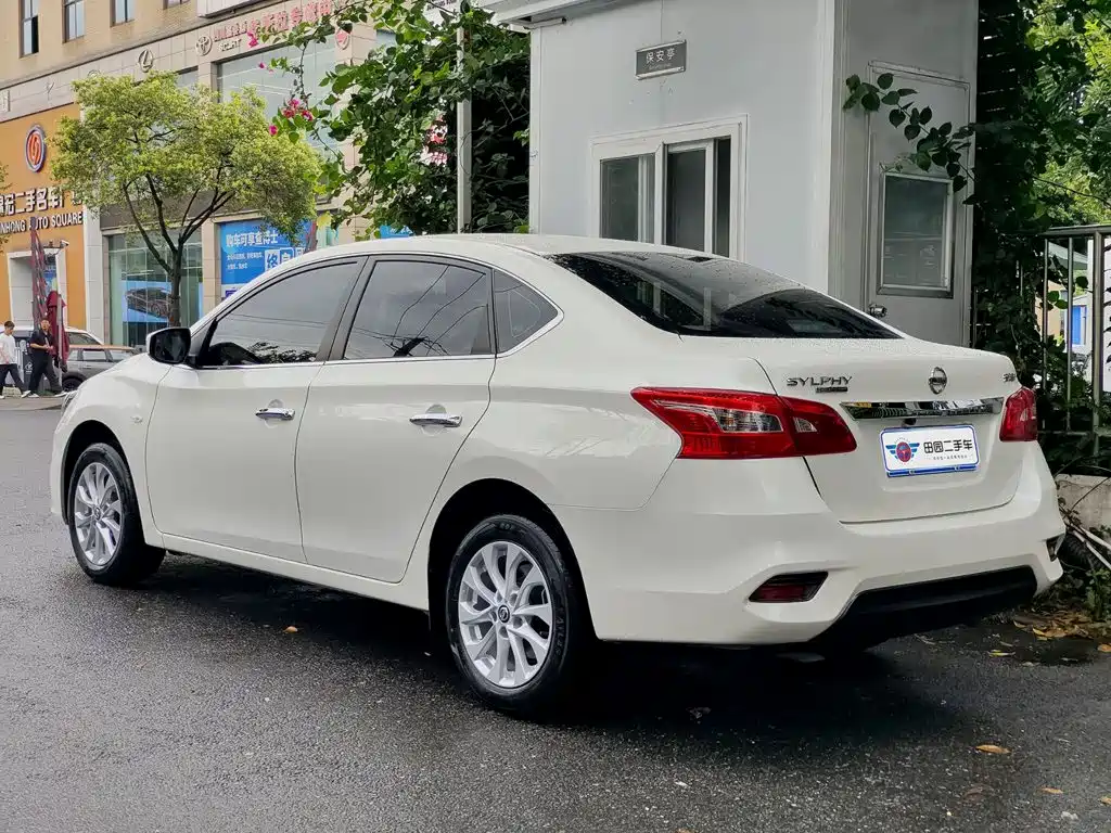 Nissan Sylphy — фото 4