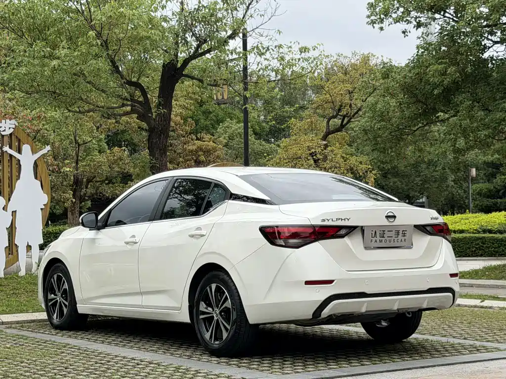 Nissan Sylphy — фото 5