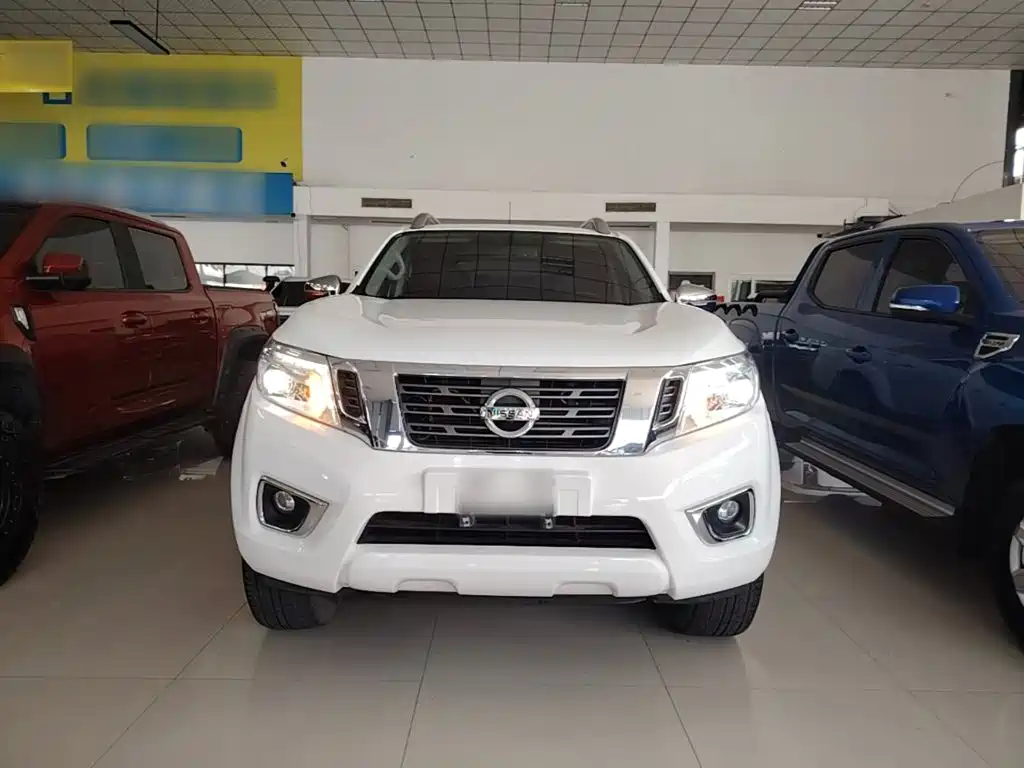 Nissan Navara — фото 3