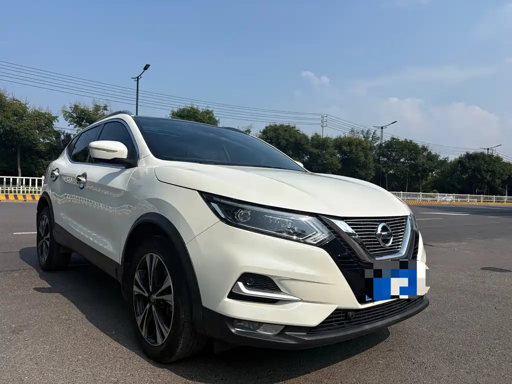 Nissan Qashqai — фото 6