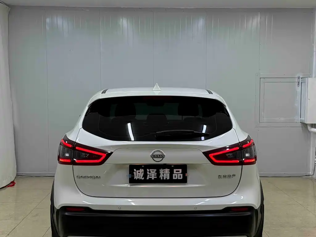 Nissan Qashqai — фото 5