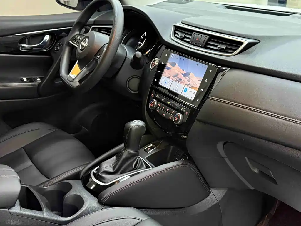 Nissan Qashqai — фото 8