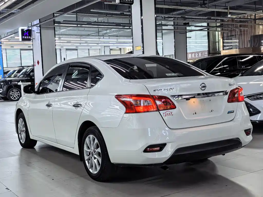 Nissan Sylphy — фото 4