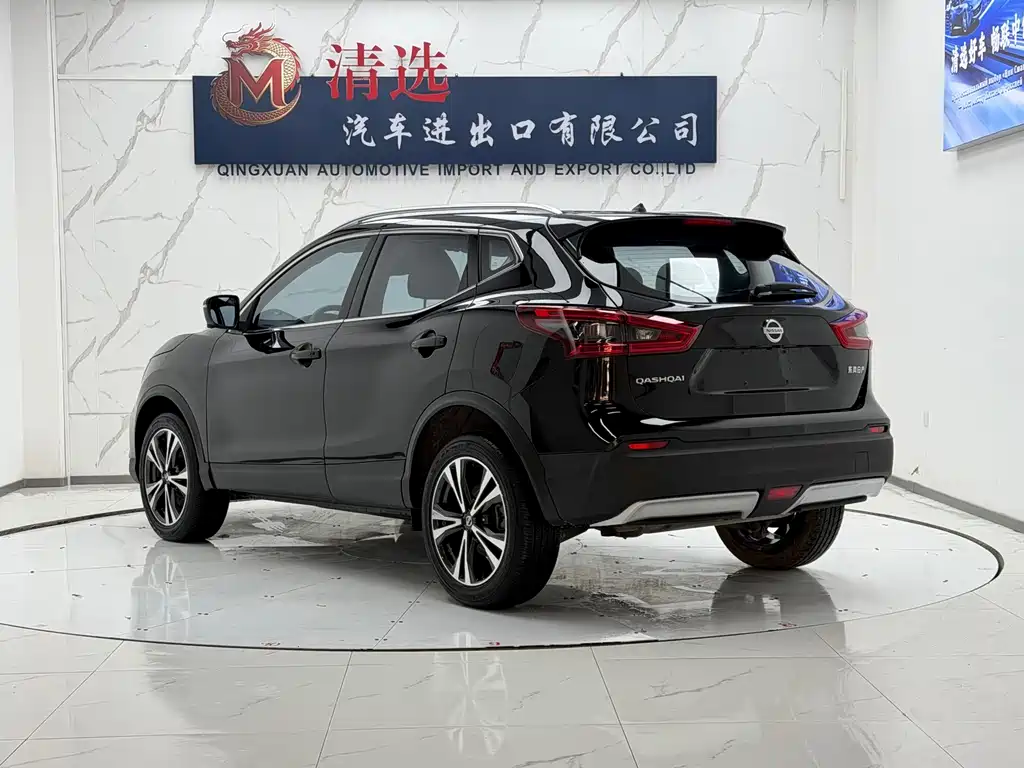 Nissan Qashqai — фото 4