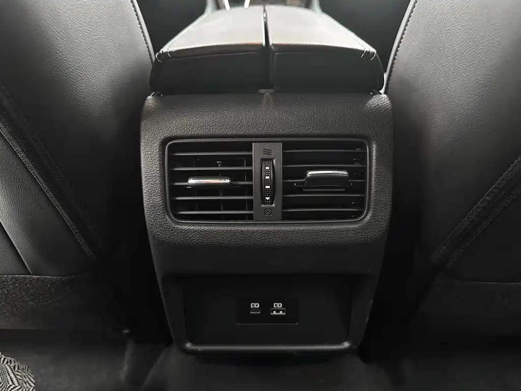 Nissan Qashqai — фото 17
