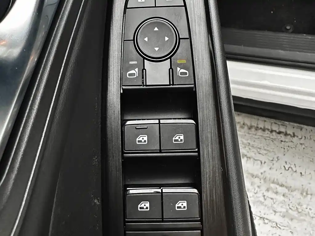 Nissan Qashqai — фото 19