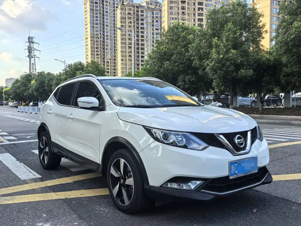 Nissan Qashqai — фото 3