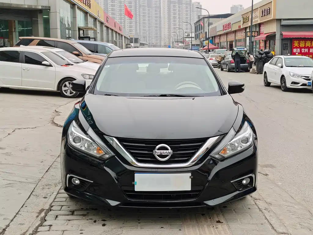 Nissan Teana — фото 2