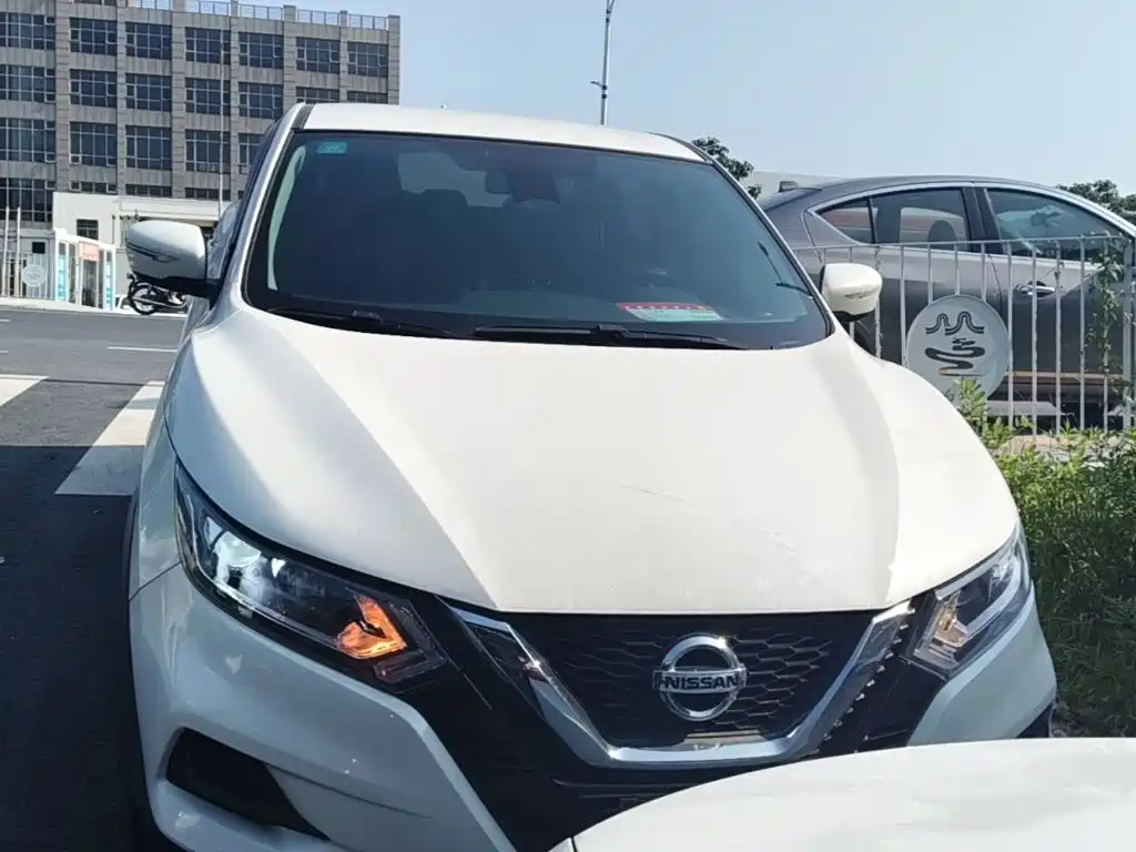 Nissan Qashqai — фото 3