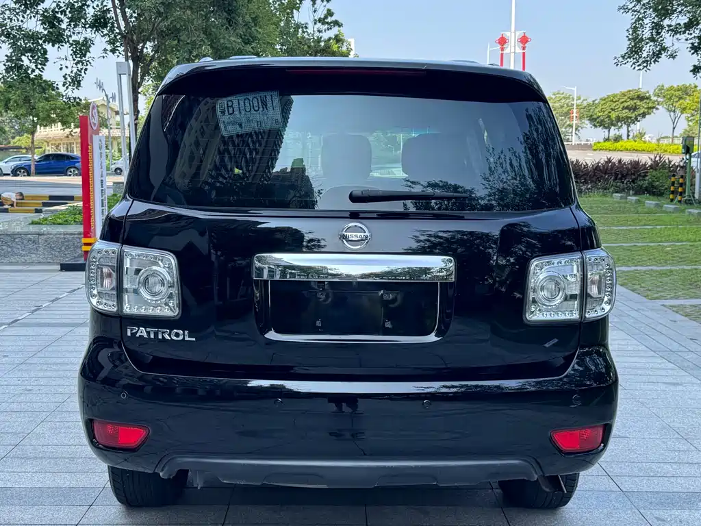 Nissan Patrol — фото 11