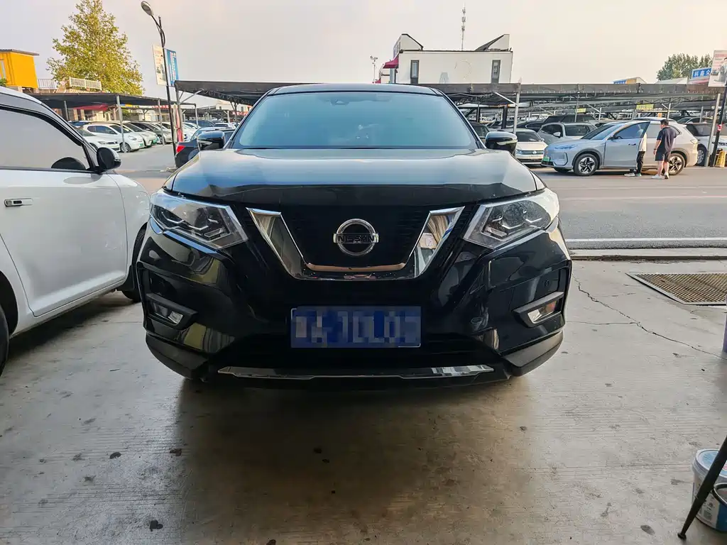 Nissan X-Trail — фото 2
