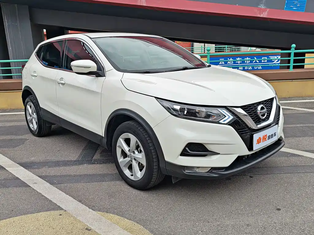 Nissan Qashqai — фото 3