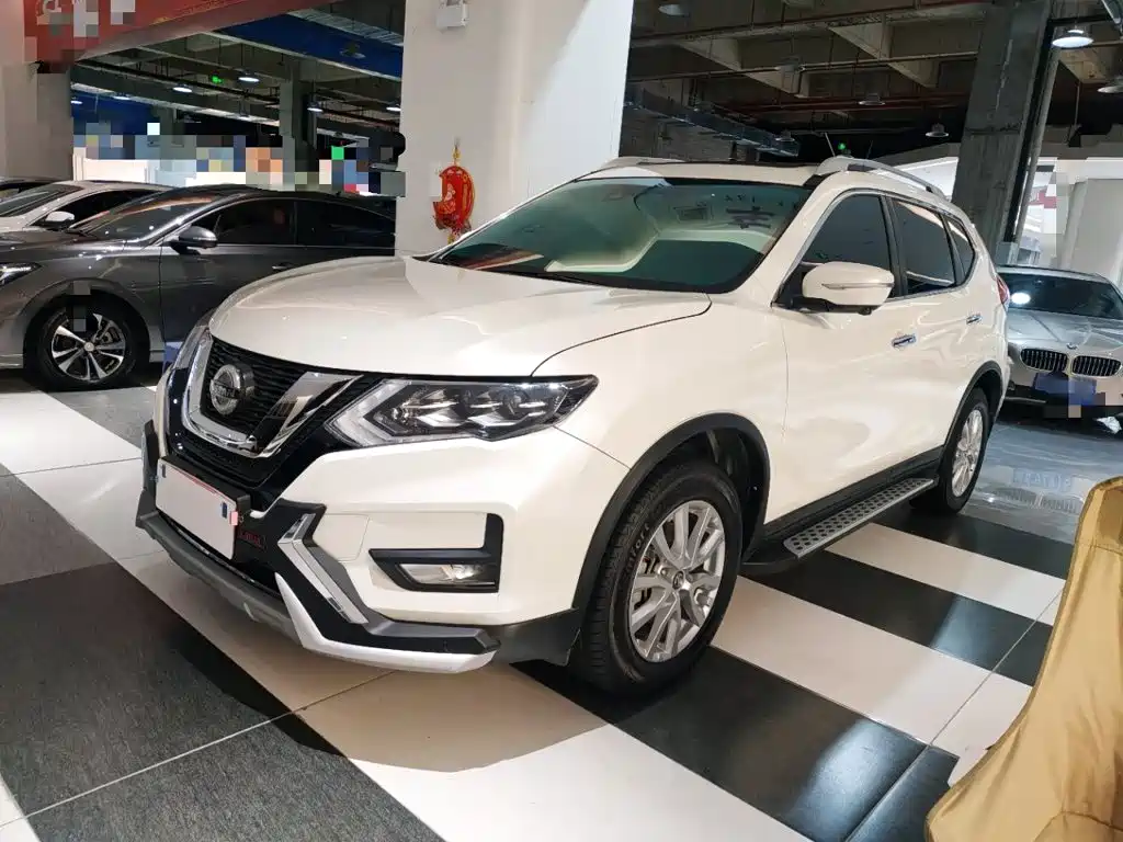 Nissan X-Trail — фото 2