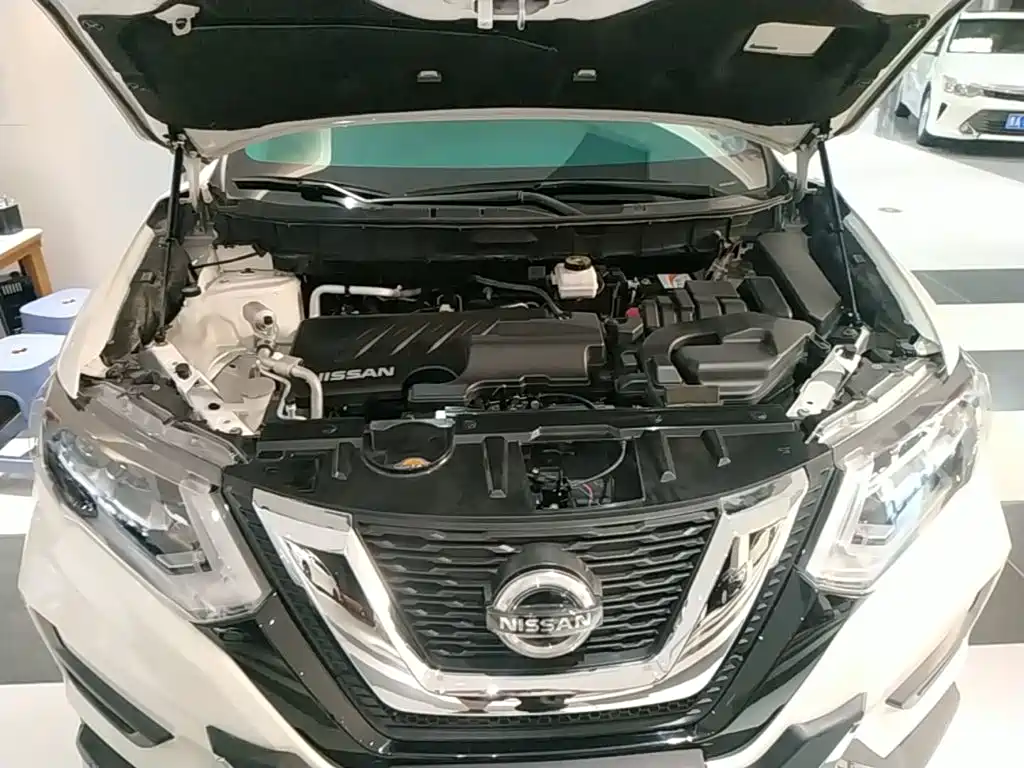 Nissan X-Trail — фото 20