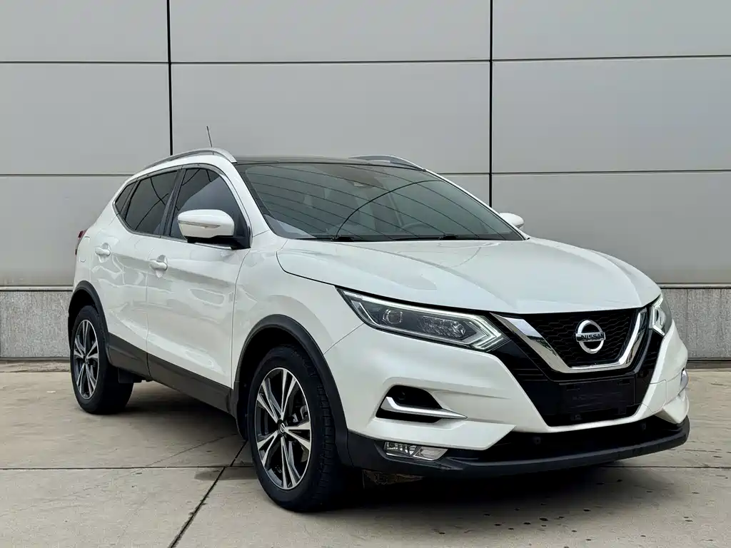 Nissan Qashqai — фото 2
