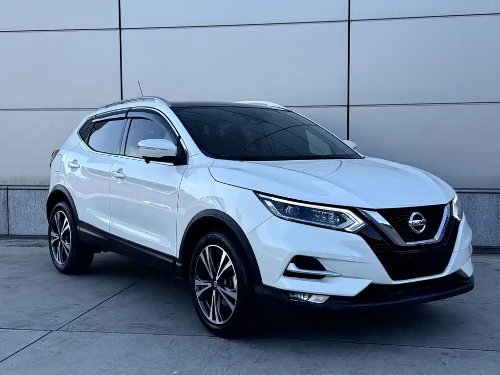 Nissan Qashqai — фото 4