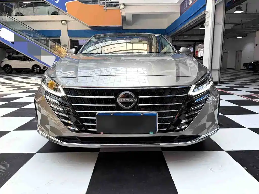 Nissan Teana — фото 2