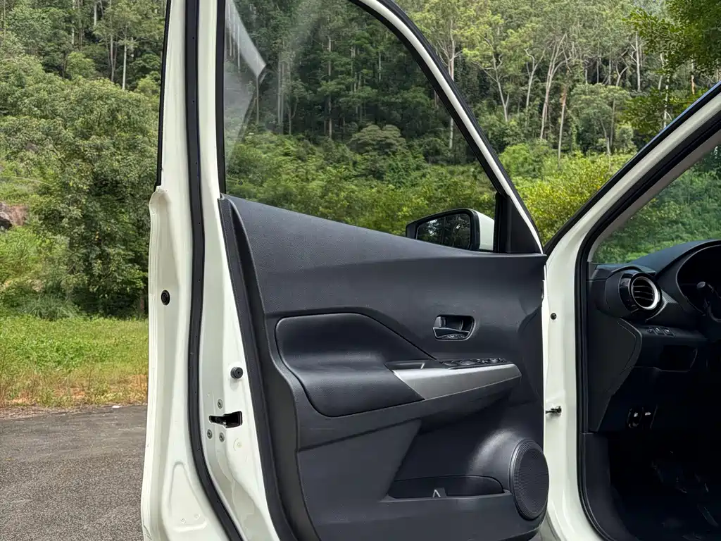 Nissan Kicks — фото 15