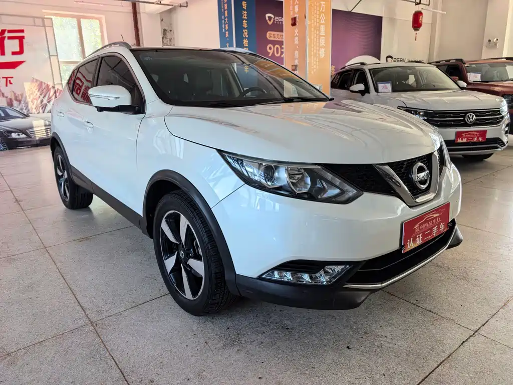 Nissan Qashqai — фото 2