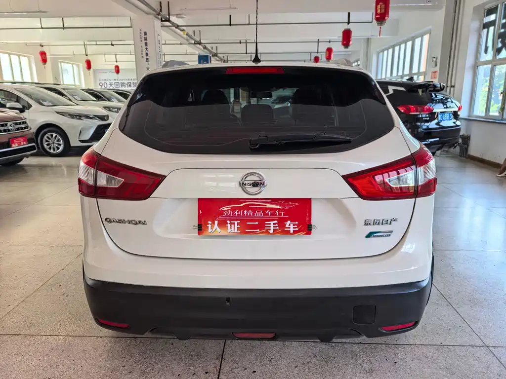 Nissan Qashqai — фото 5