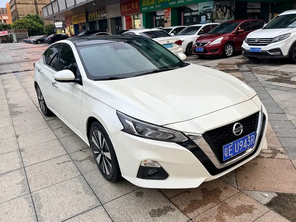 Nissan Teana — фото 3
