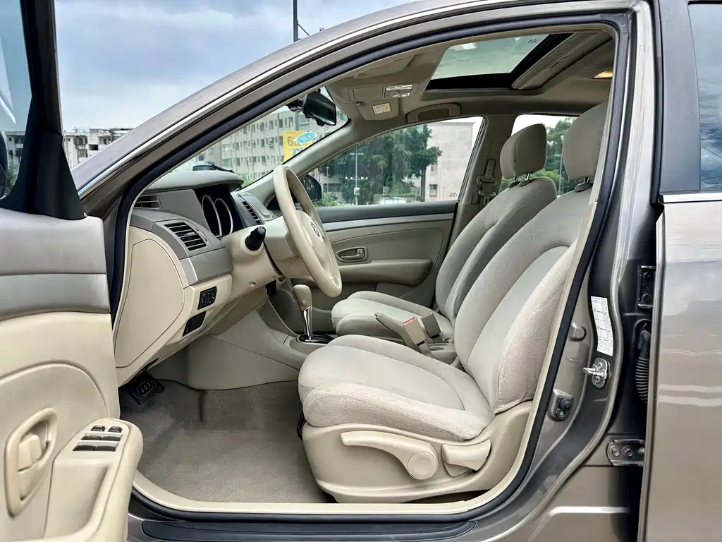 Nissan Sylphy — фото 10