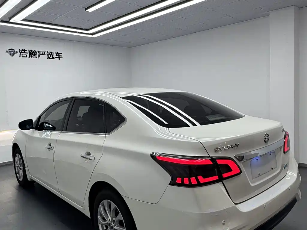 Nissan Sylphy — фото 4