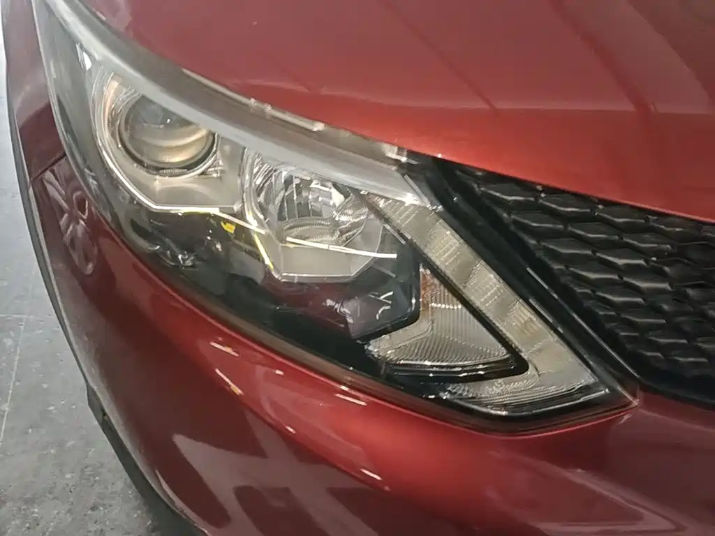 Nissan Qashqai — фото 13