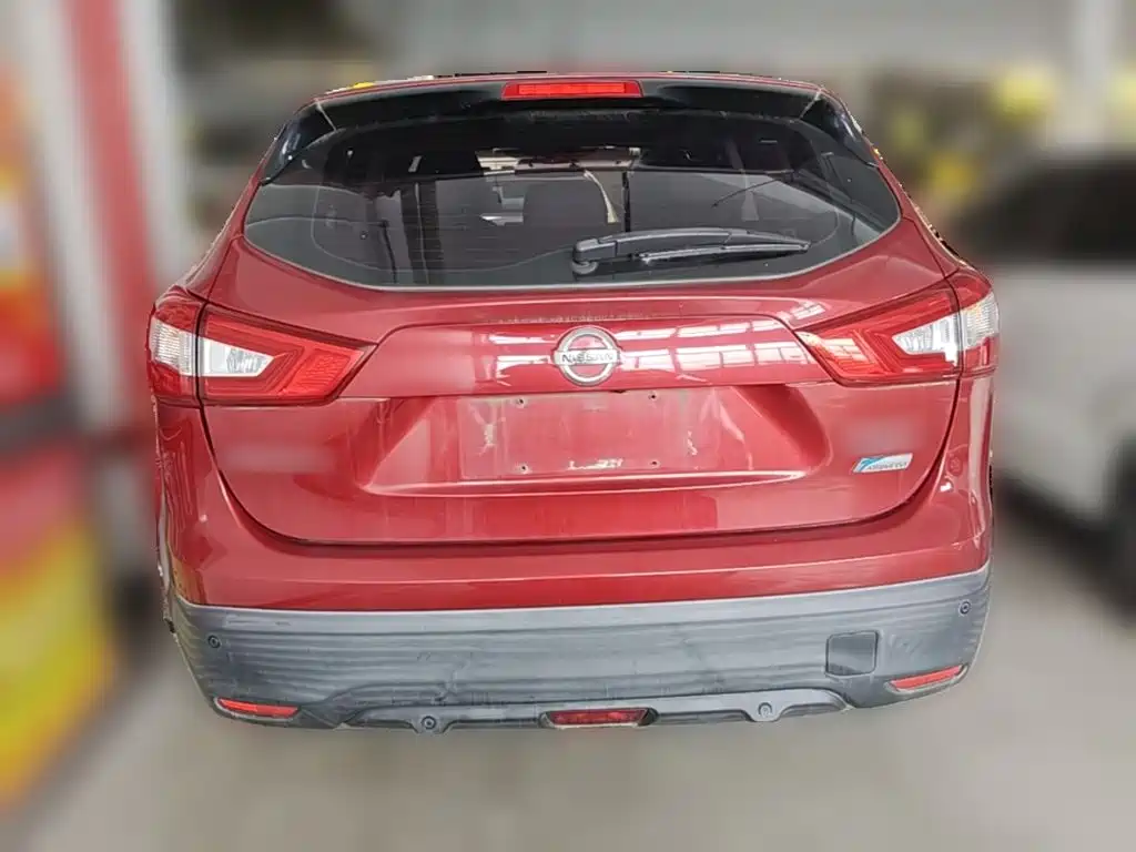 Nissan Qashqai — фото 10