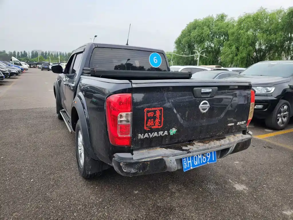 Nissan Navara — фото 4