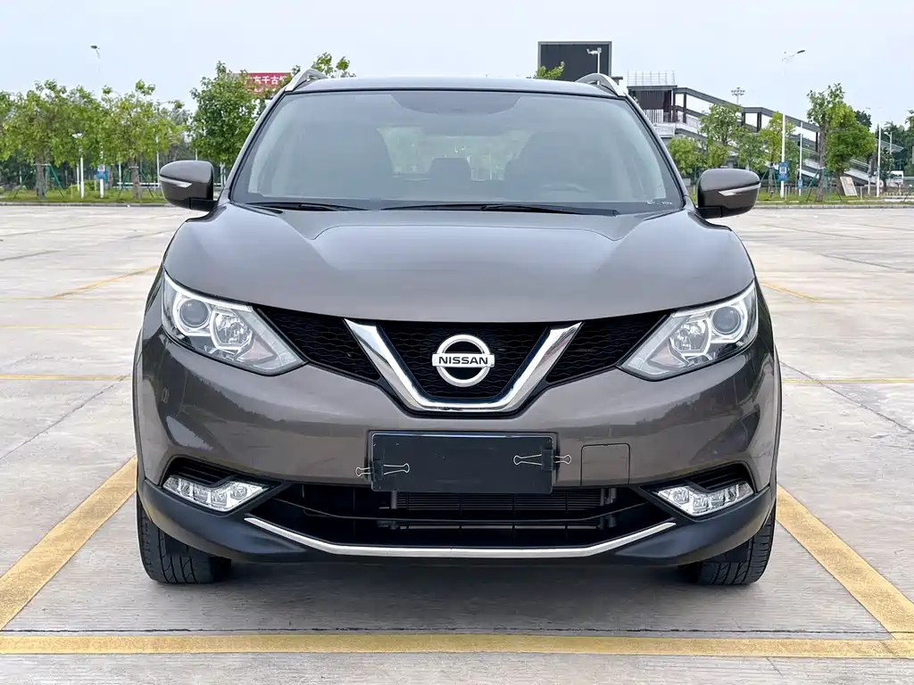 Nissan Qashqai — фото 3