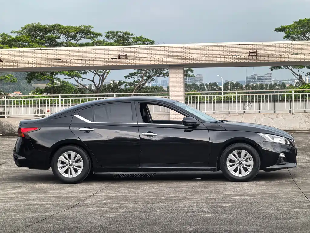 Nissan Teana — фото 4
