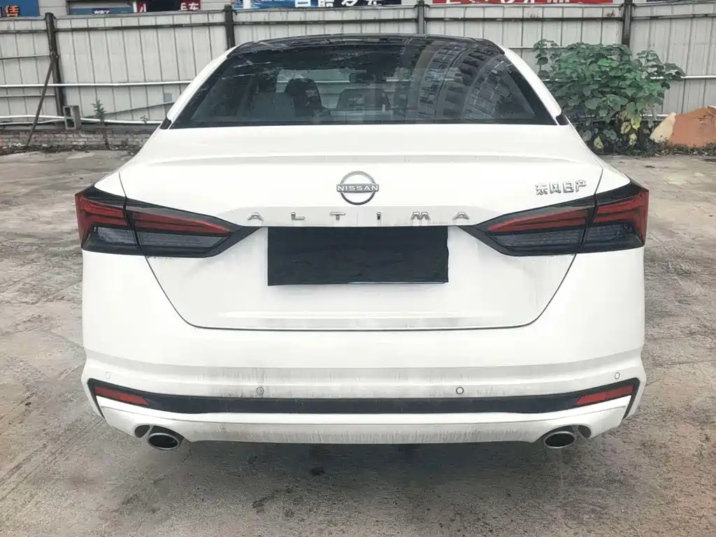 Nissan Teana — фото 10