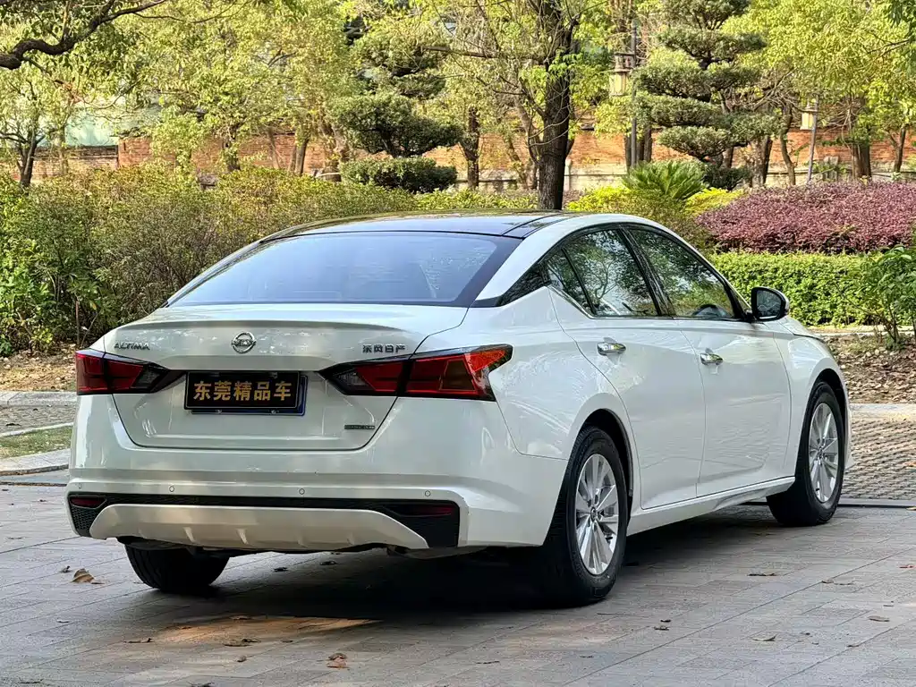 Nissan Teana — фото 4