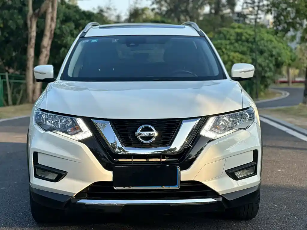 Nissan X-Trail — фото 2