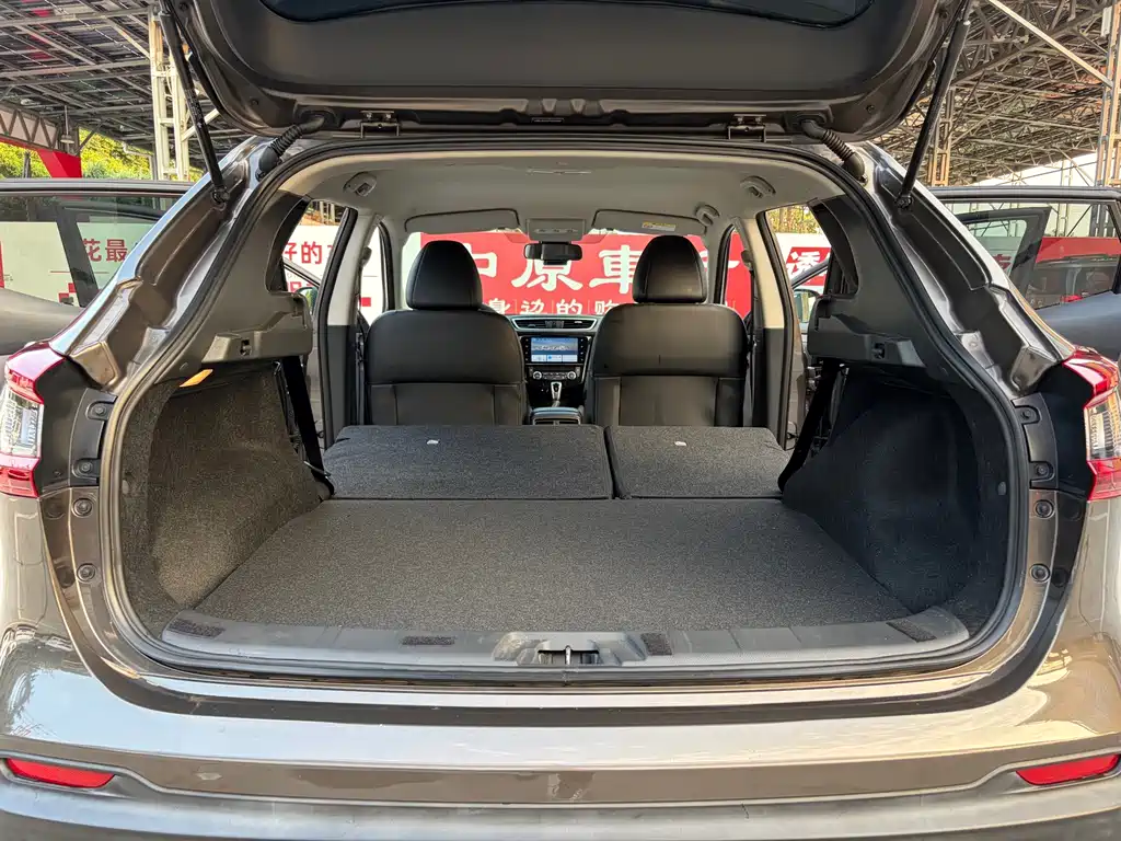 Nissan Qashqai — фото 14