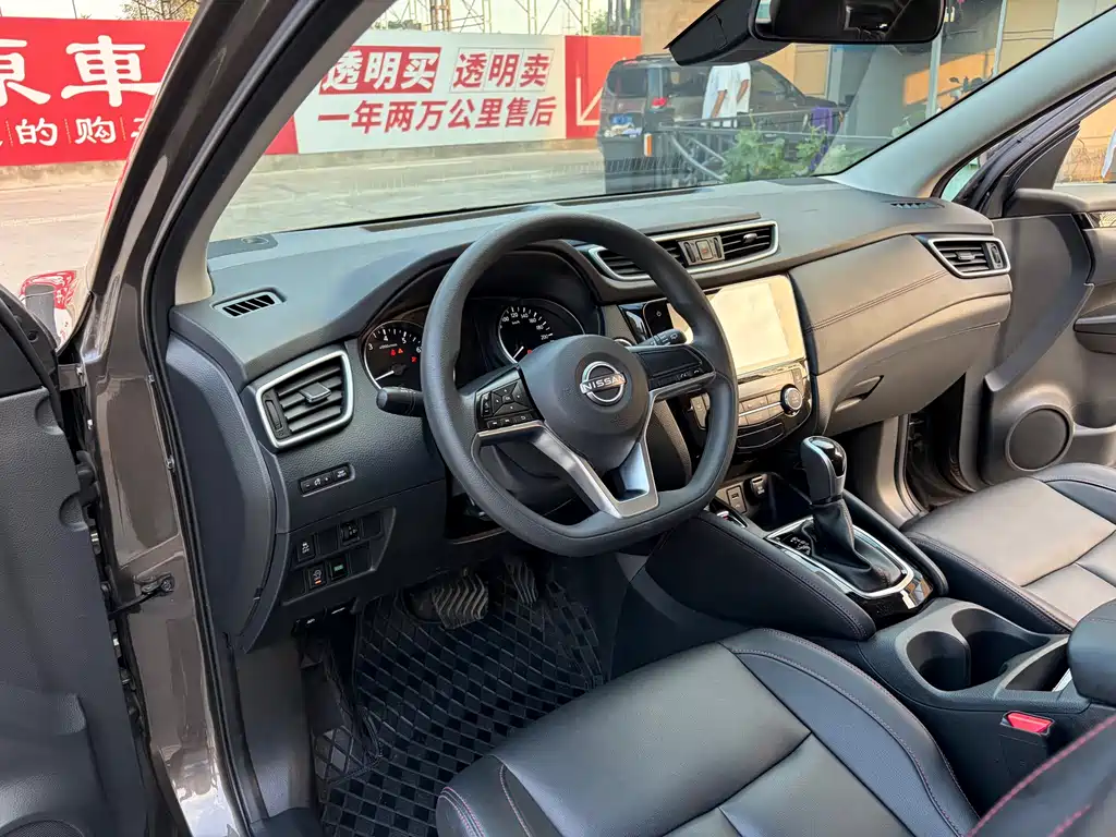Nissan Qashqai — фото 4