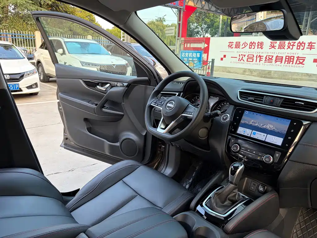 Nissan Qashqai — фото 10
