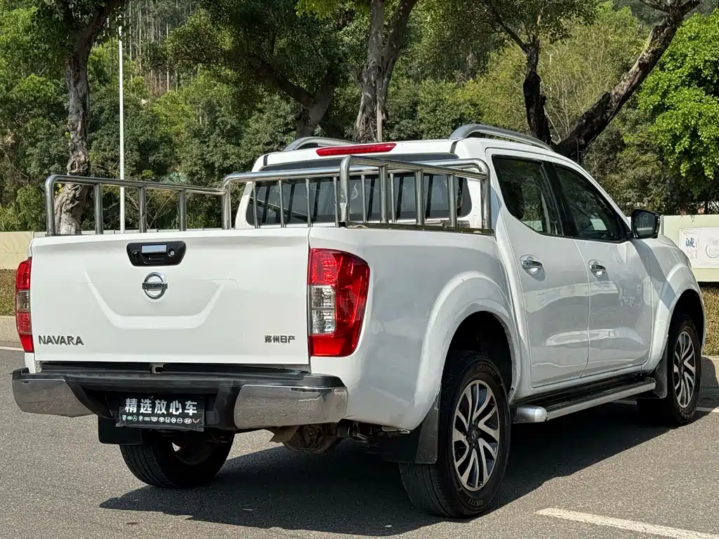 Nissan Navara — фото 4