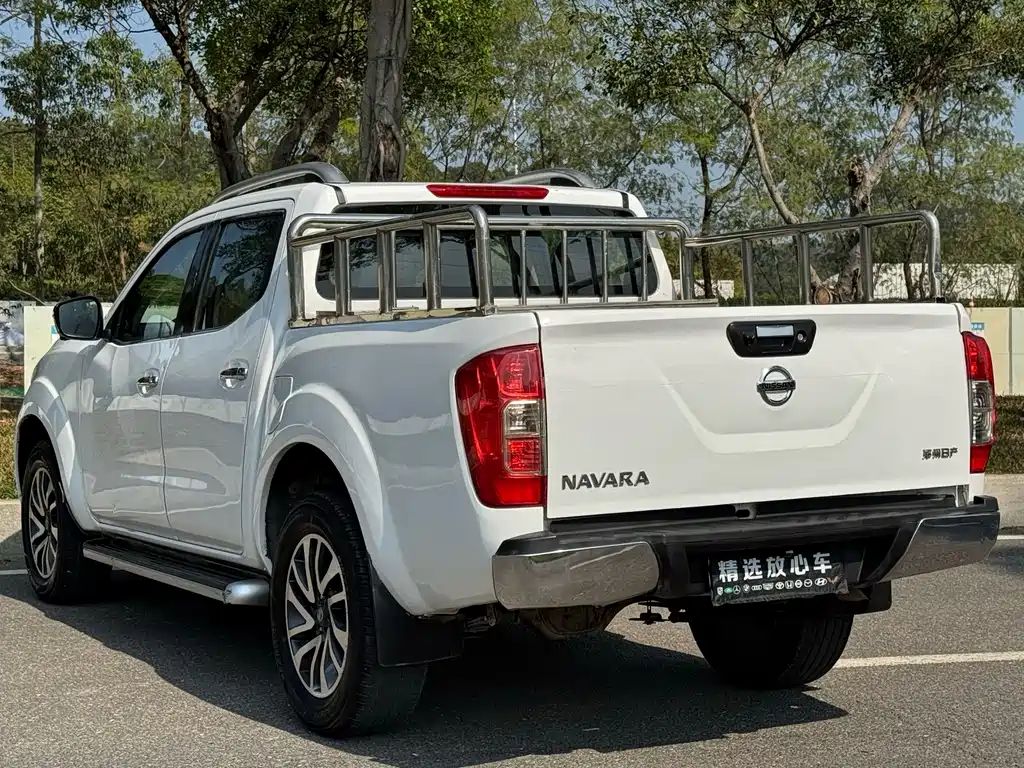 Nissan Navara — фото 6