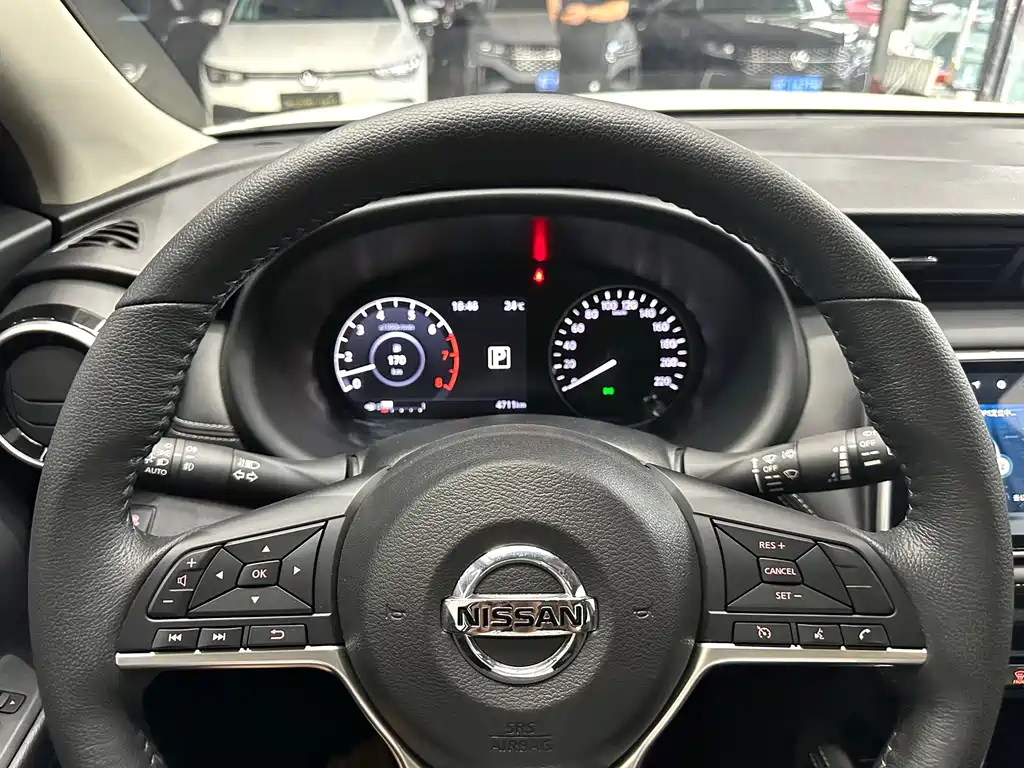 Nissan Kicks — фото 17