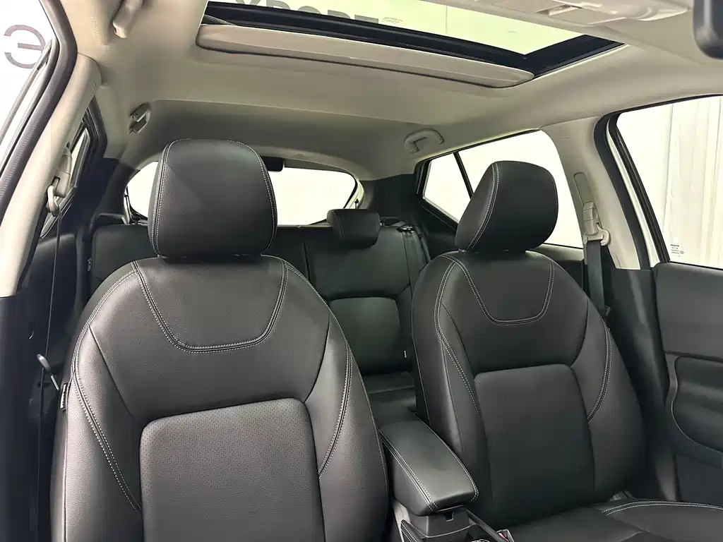 Nissan Kicks — фото 8