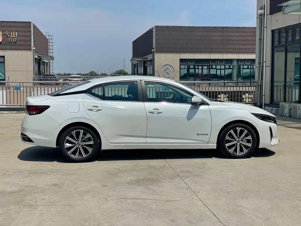 Nissan Sylphy — фото 4
