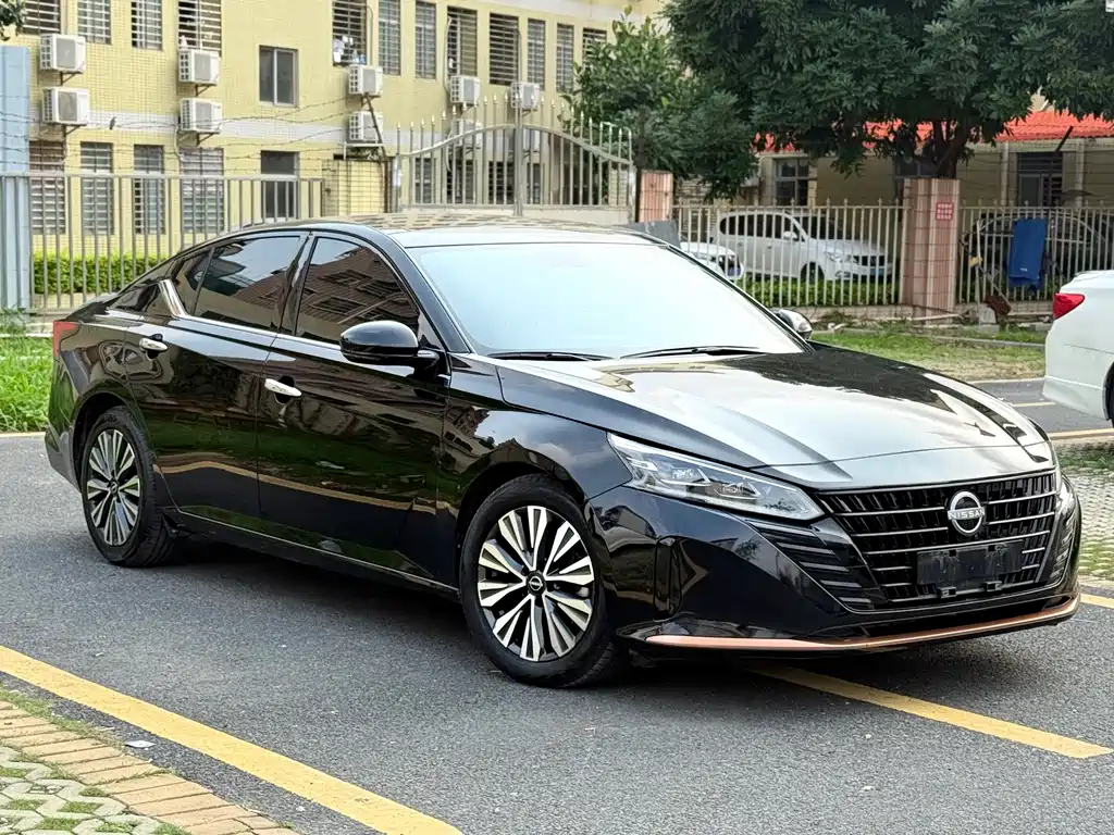 Nissan Teana — фото 3